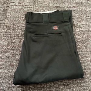 Olive green 874 original fit dickies (31x32)